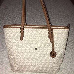 Authentic Michael Kors purse